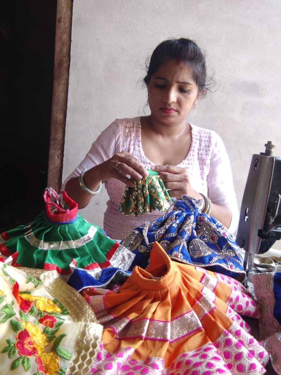 Women became self-sufficient by preparing Laddu Gopal's dress