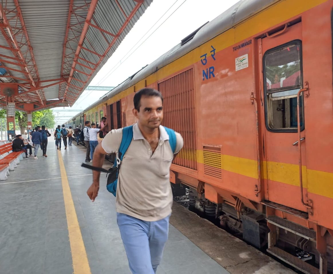 Fire broke out due to brake jam of the train, the track was also damaged