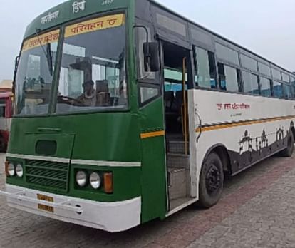 fare of roadways AC buses has decreased by ten percent in Agra