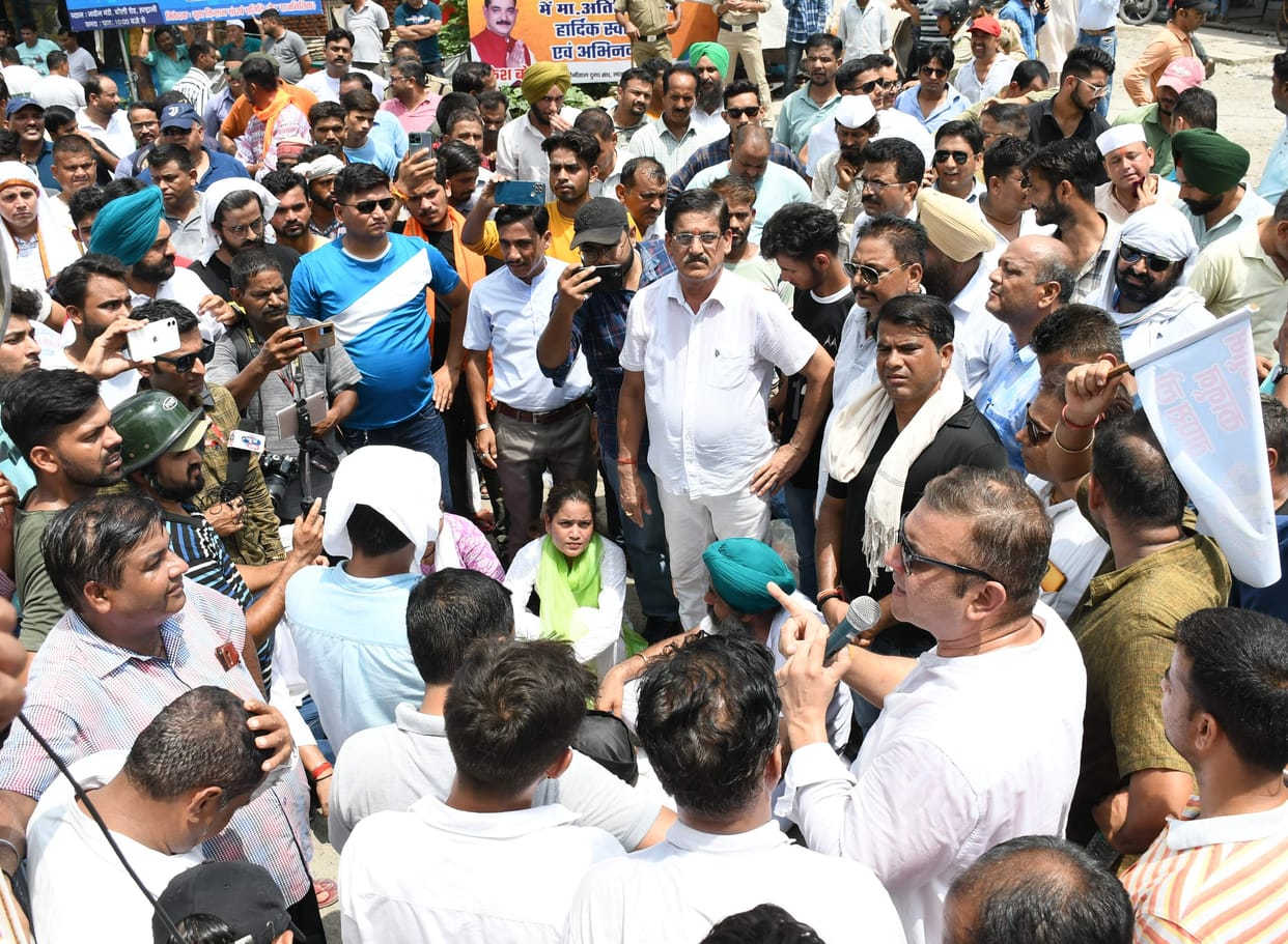 RERA's road against farmers, highway jam for five hours