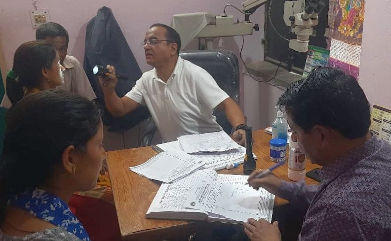 Health: Eye flu infection is not decreasing