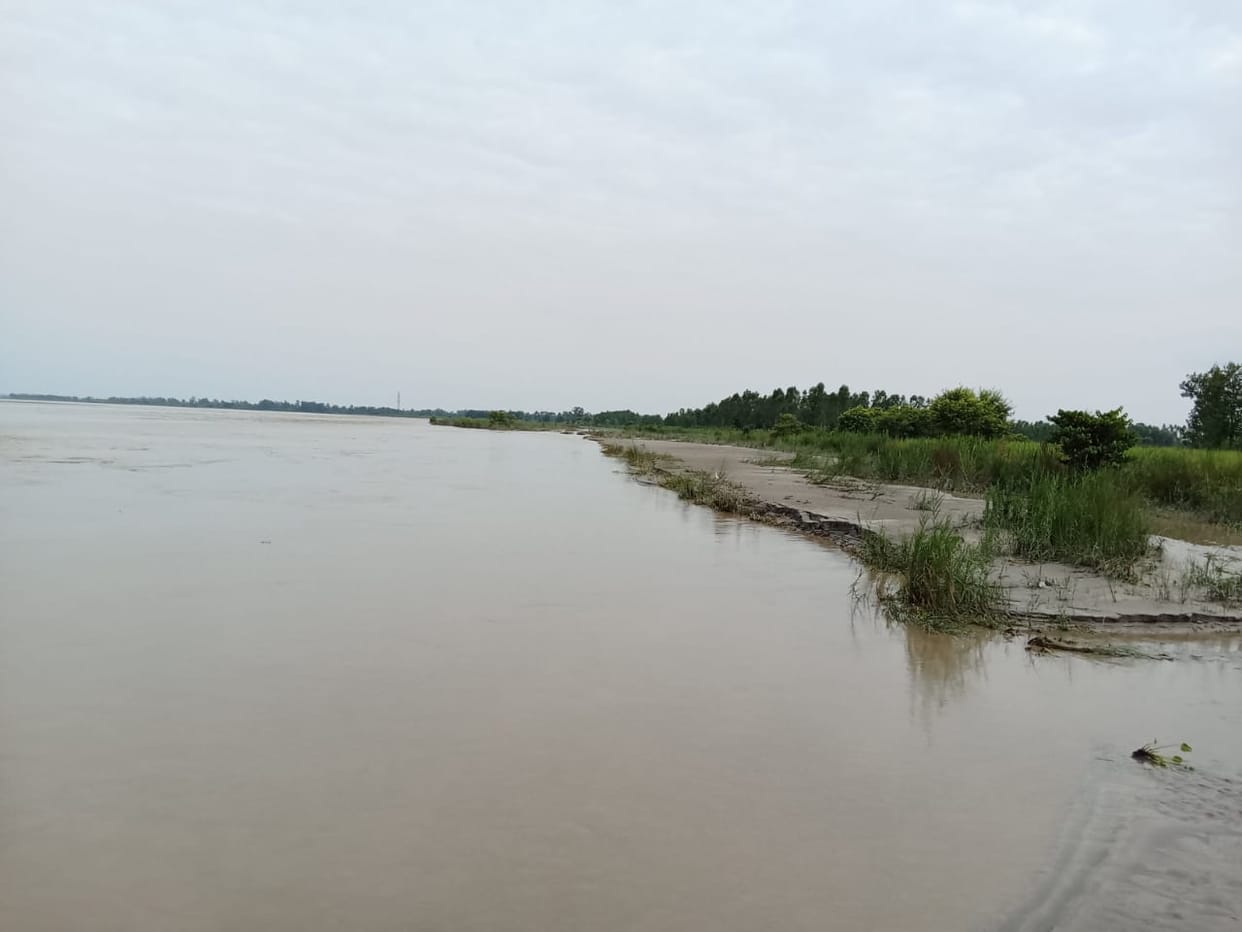 Water level of Ganga and Solani increased, flood posts alert