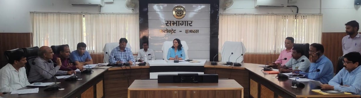 Entrepreneurs demanded removal of encroachment of Ruheri-Rahanna road