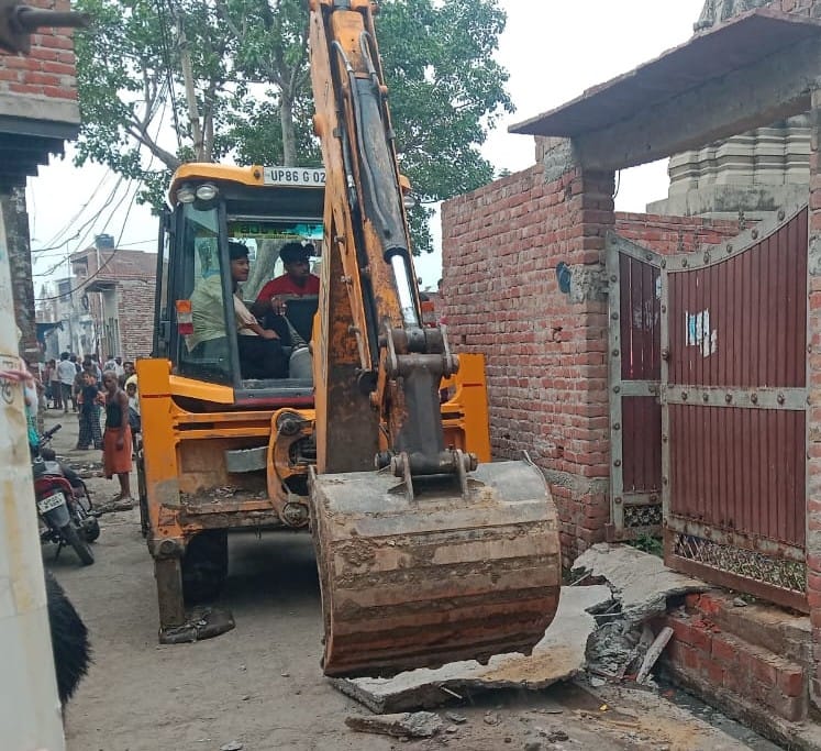 Encroachments demolished on Seal Kheda
