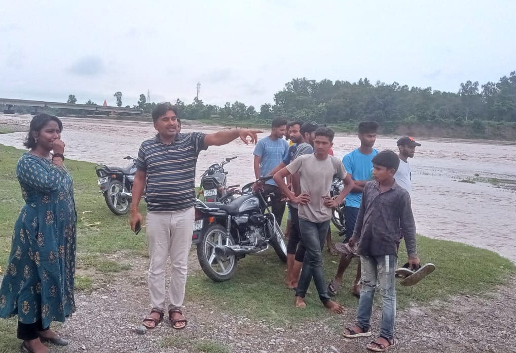 Malan and Kotwali river swelled, SDM visited