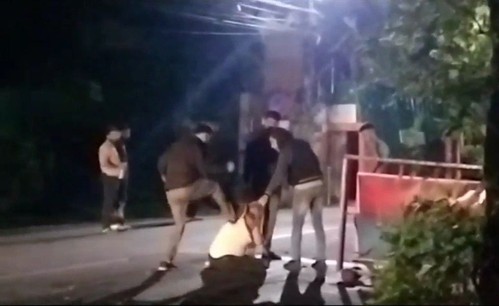 Nainital News Youth beat tourist on immoral demand