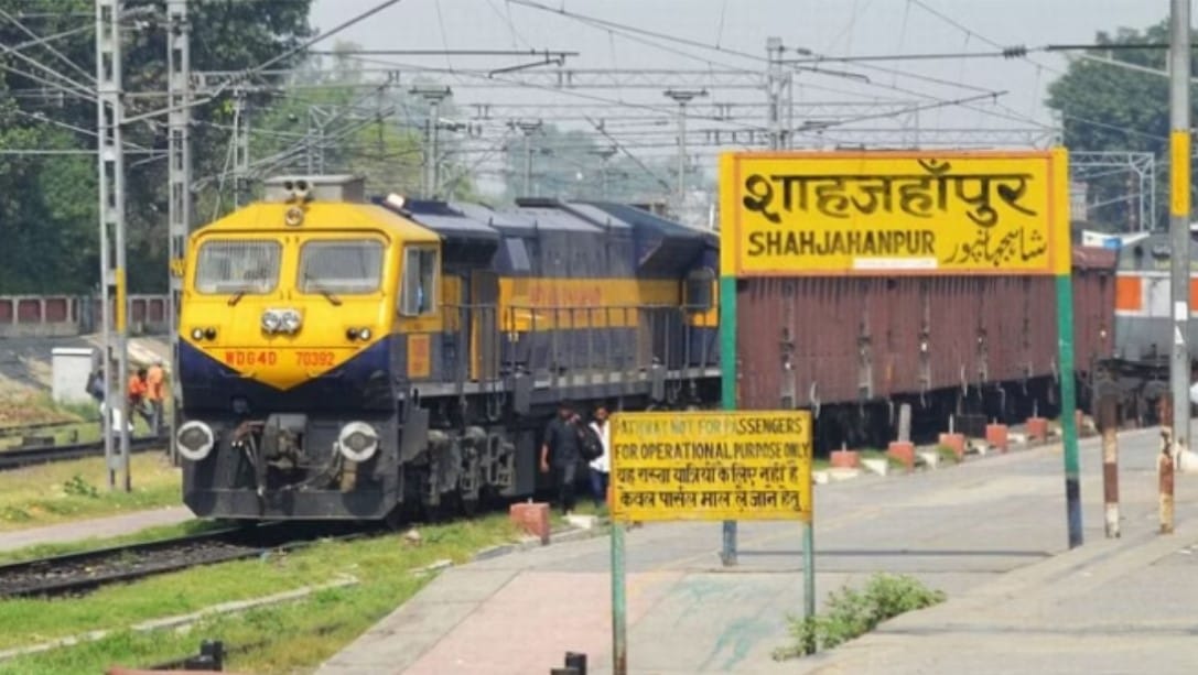 Trains full before Raksha Bandhan, getting reservation difficult