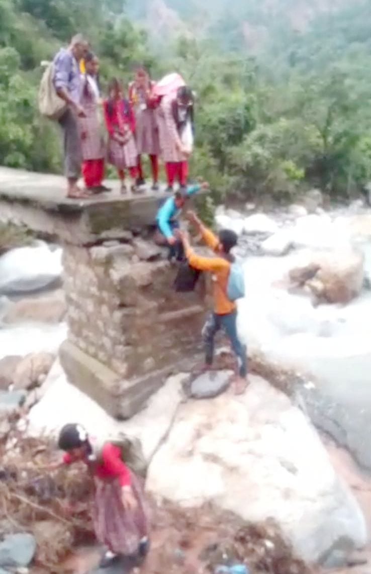 Naunihal is reaching school by risking his life every day