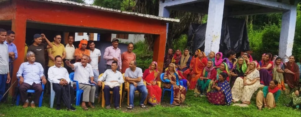 Anger due to non-construction of Dhaun and Rithachaura road