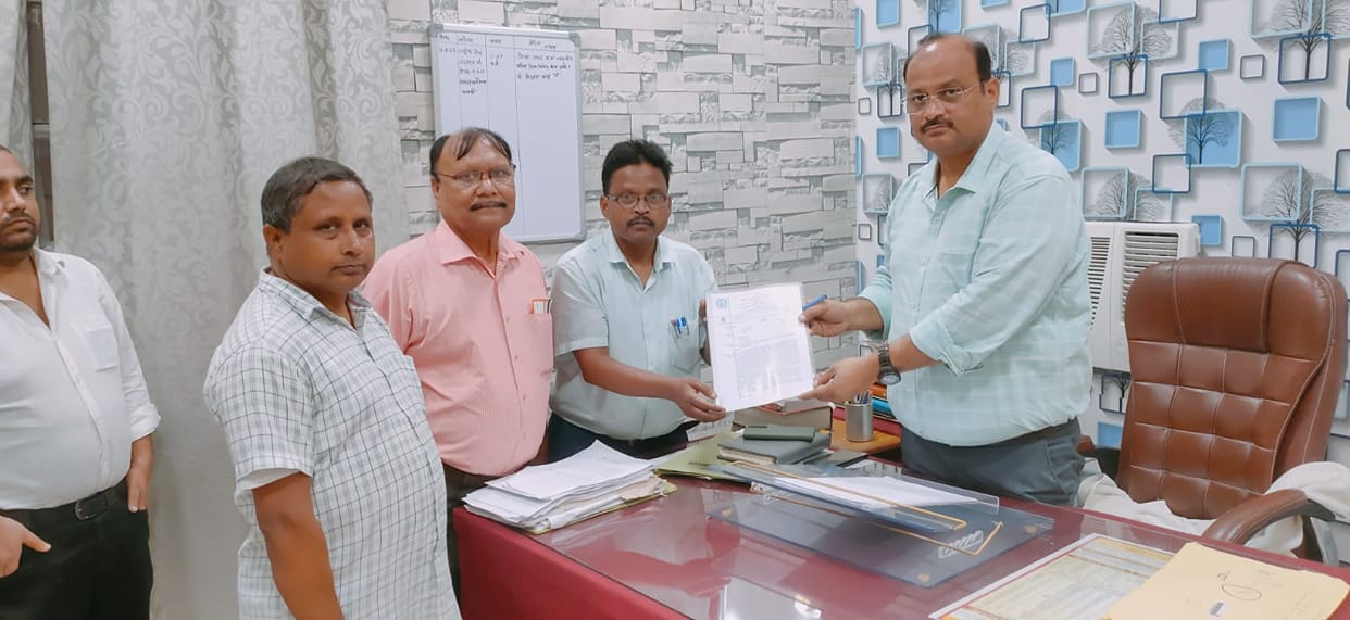 Irrigation workers protested for seven point demands