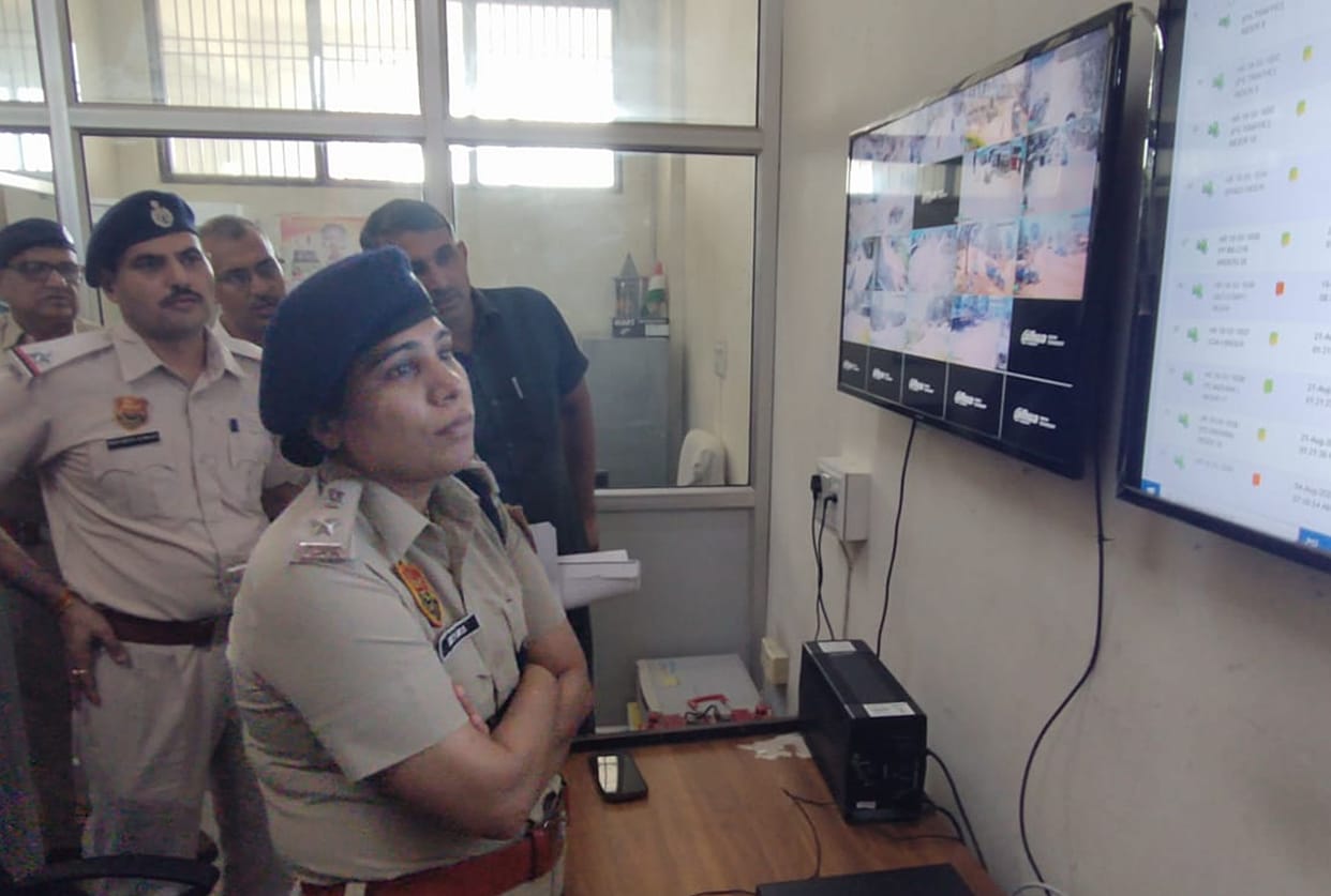 Police blocks will be under the supervision of control room through CCTV