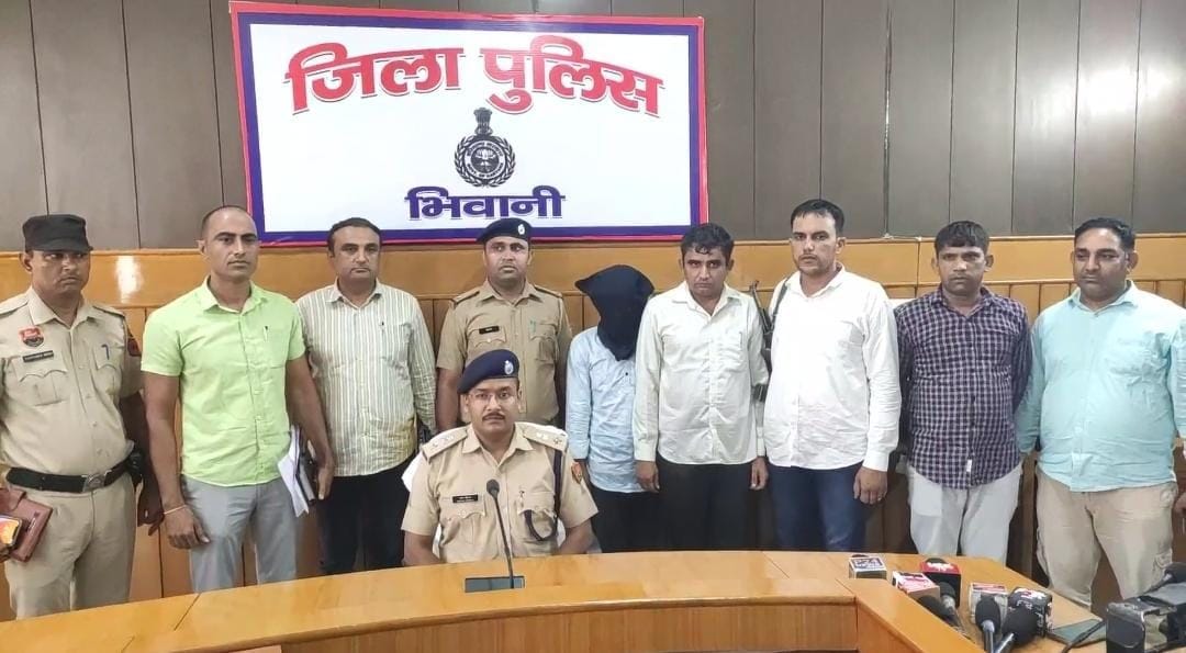 A henchman of Irani's inter-state thief gang arrested, had committed the crime in a jewelery showroom