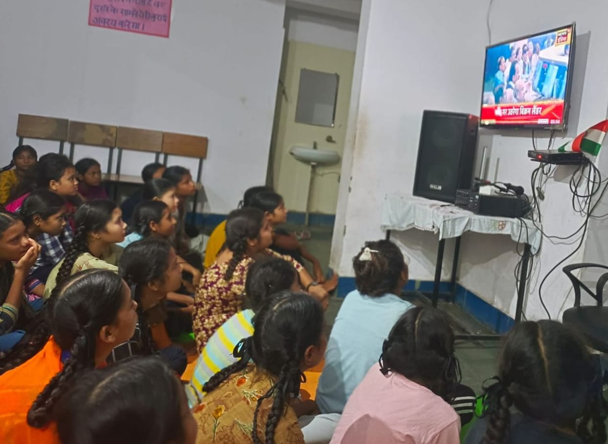 People Joy Over Chandrayan3 Sucessful Landing