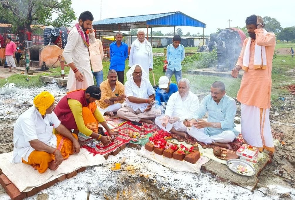 Foundation stone of Shiva temple in Batwasni Galapur
