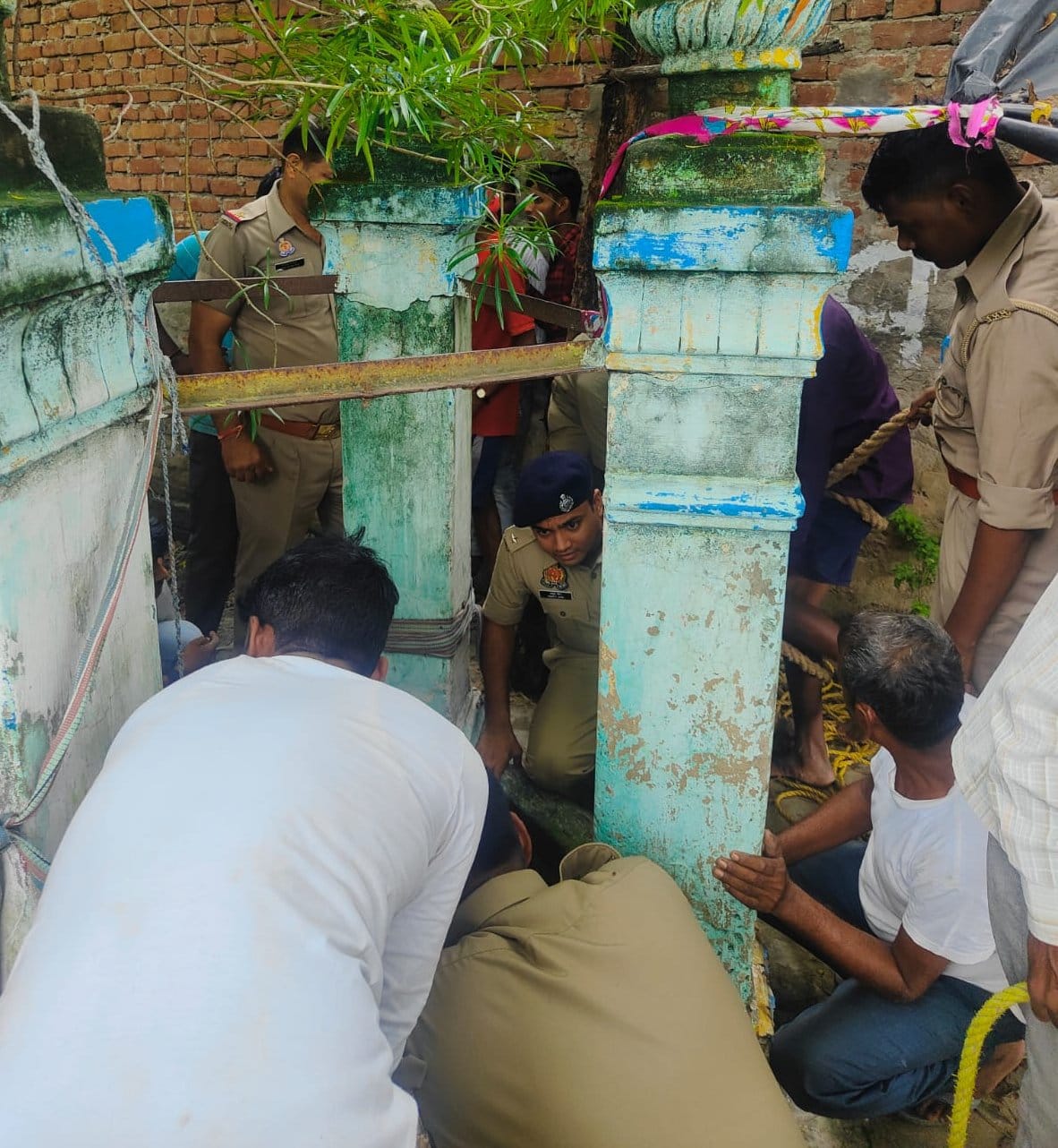 ASP saved the life of a woman who fell in a well