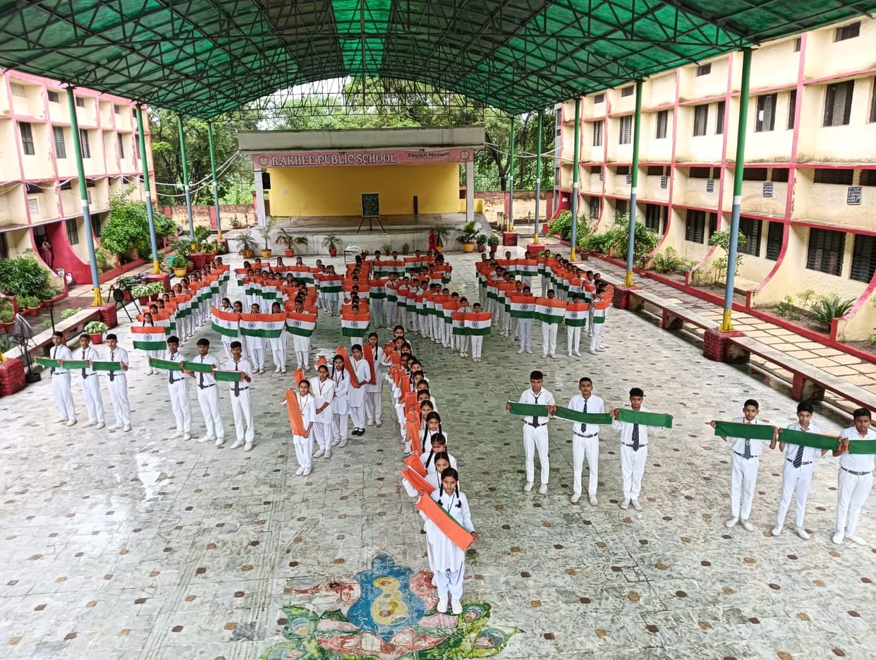 Tricolor waved in schools as soon as it touched the moon