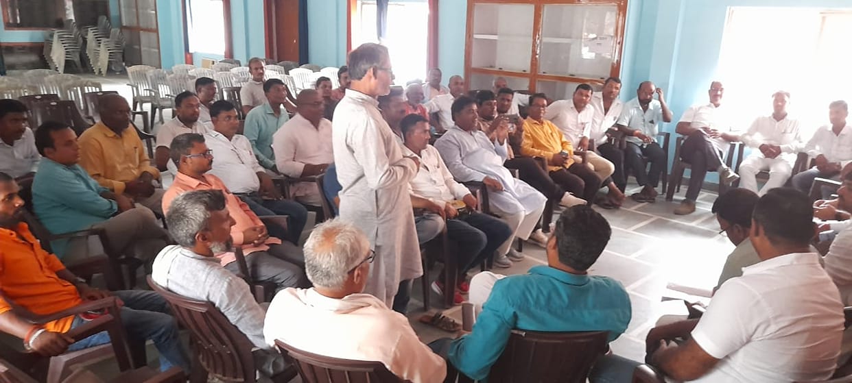 ninda prastaw against seceratary