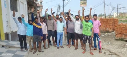 Cleaners strike in Miranpur Katra