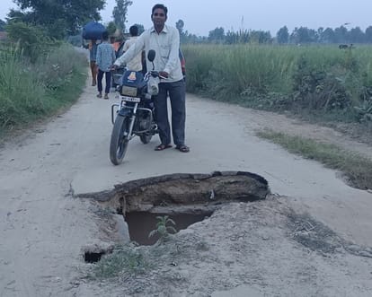 Dabtori-Bagrain road culvert broken, traffic affected