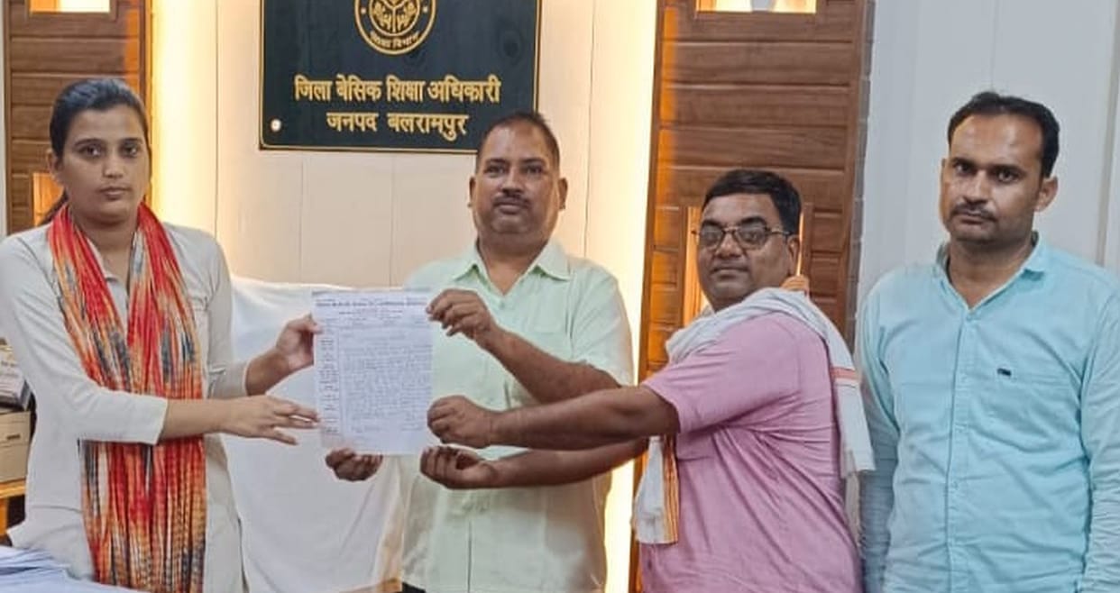 Teachers submitted memorandum to BSA for selection pay scale