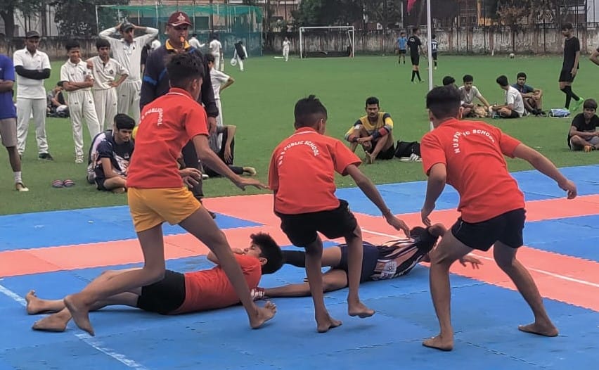 KVS, Jahangirabad and NUS team was the winner in Kabaddi