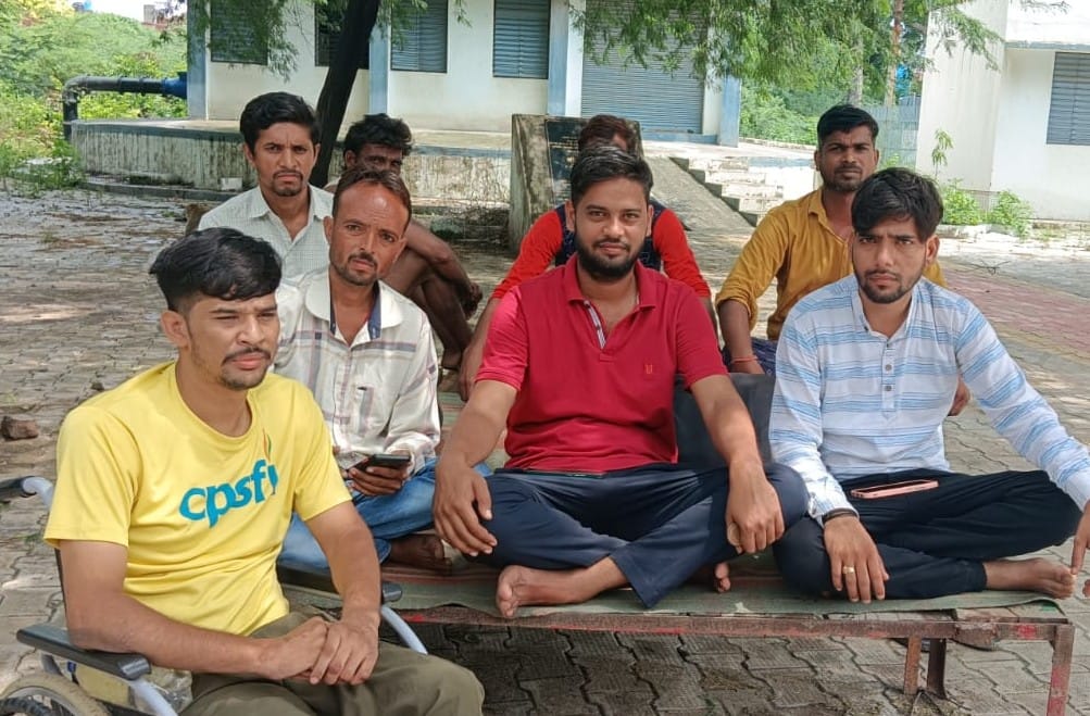 Councilors protest against drinking water crisis
