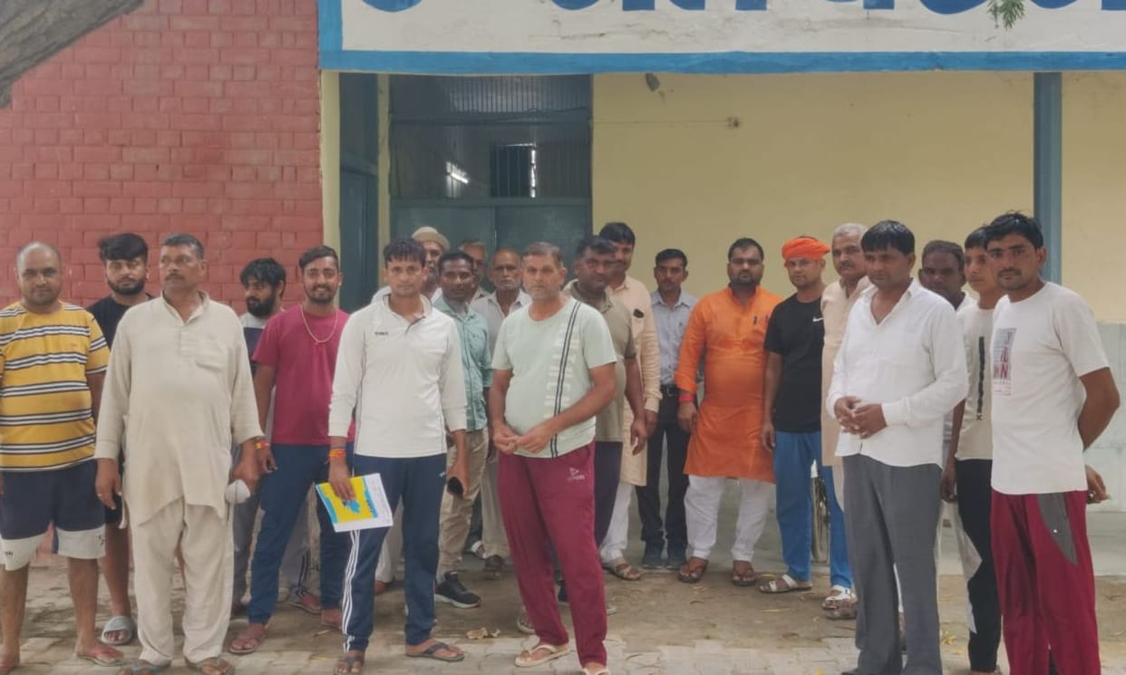 The villagers locked the water house for supplying water without filtering to a population of 20 thousand in three panchayats