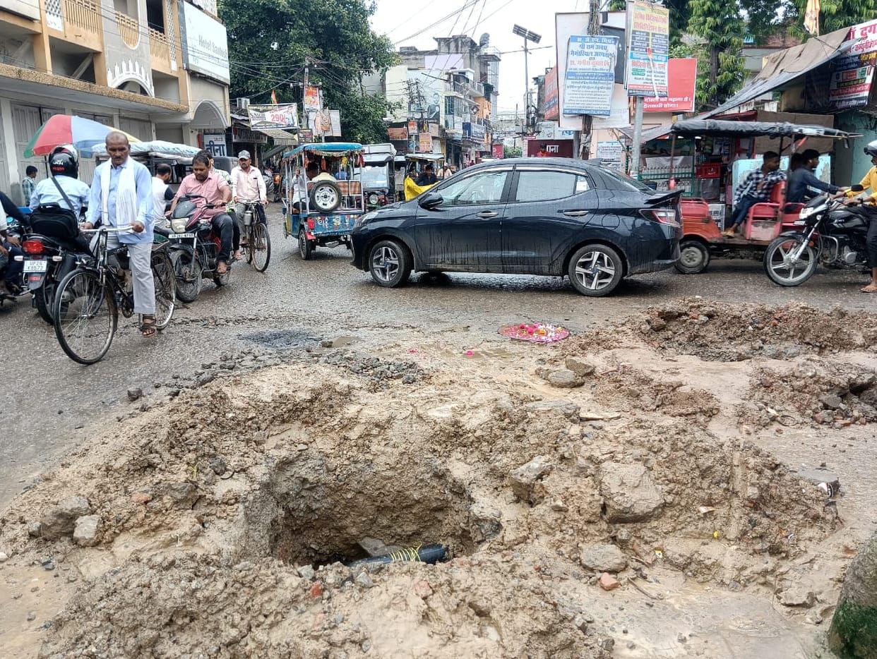 Pits dug in the name of repairing leakage are becoming fatal