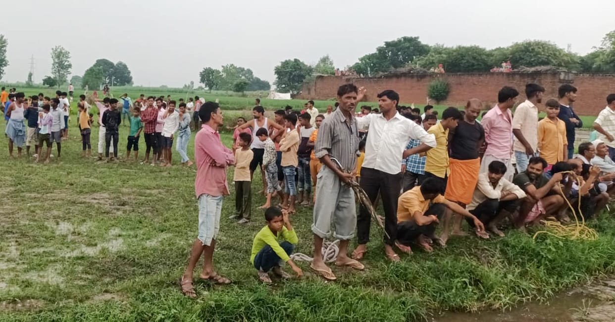 Young man fell into the pond due to foot slipping, dead body found after two hours