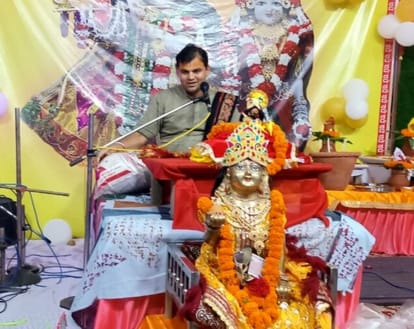 Husband's killer sent to wife and her friend