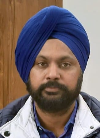 SDM Manjit Singh took charge