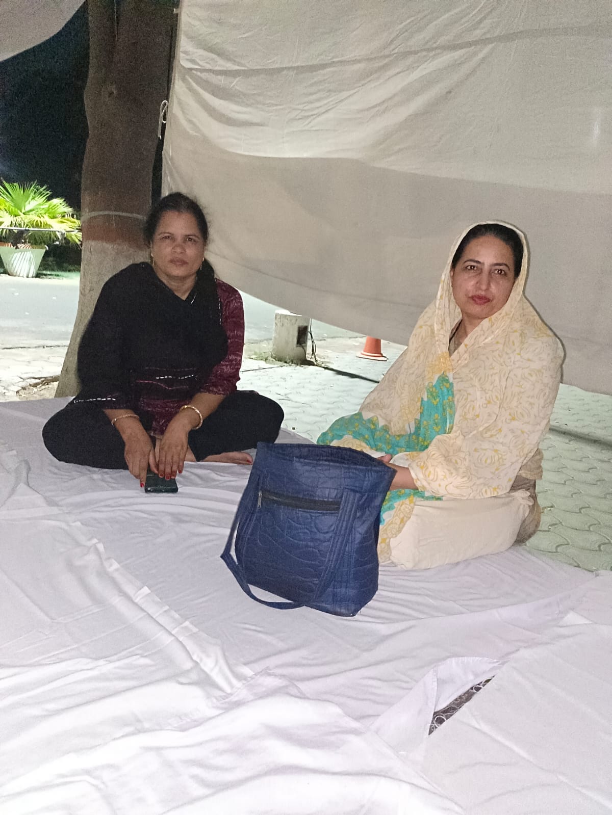 Two women wardens of GJU went on strike even at night for transfer and stoppage of salary
