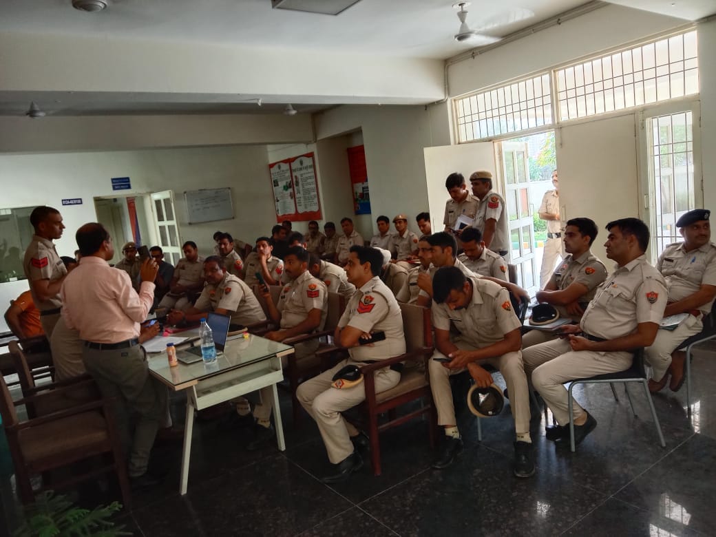 The training of Gram Prahari App in the workshop