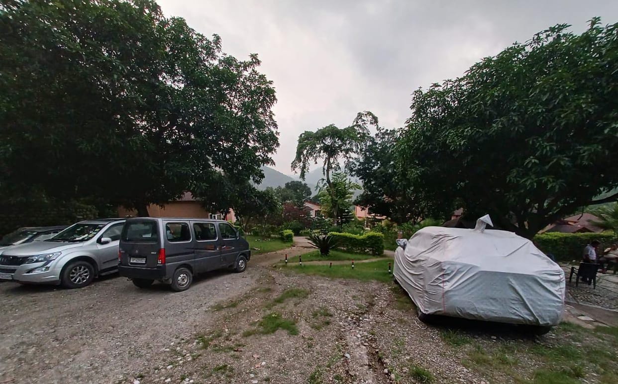 Resort owner encroached on the way