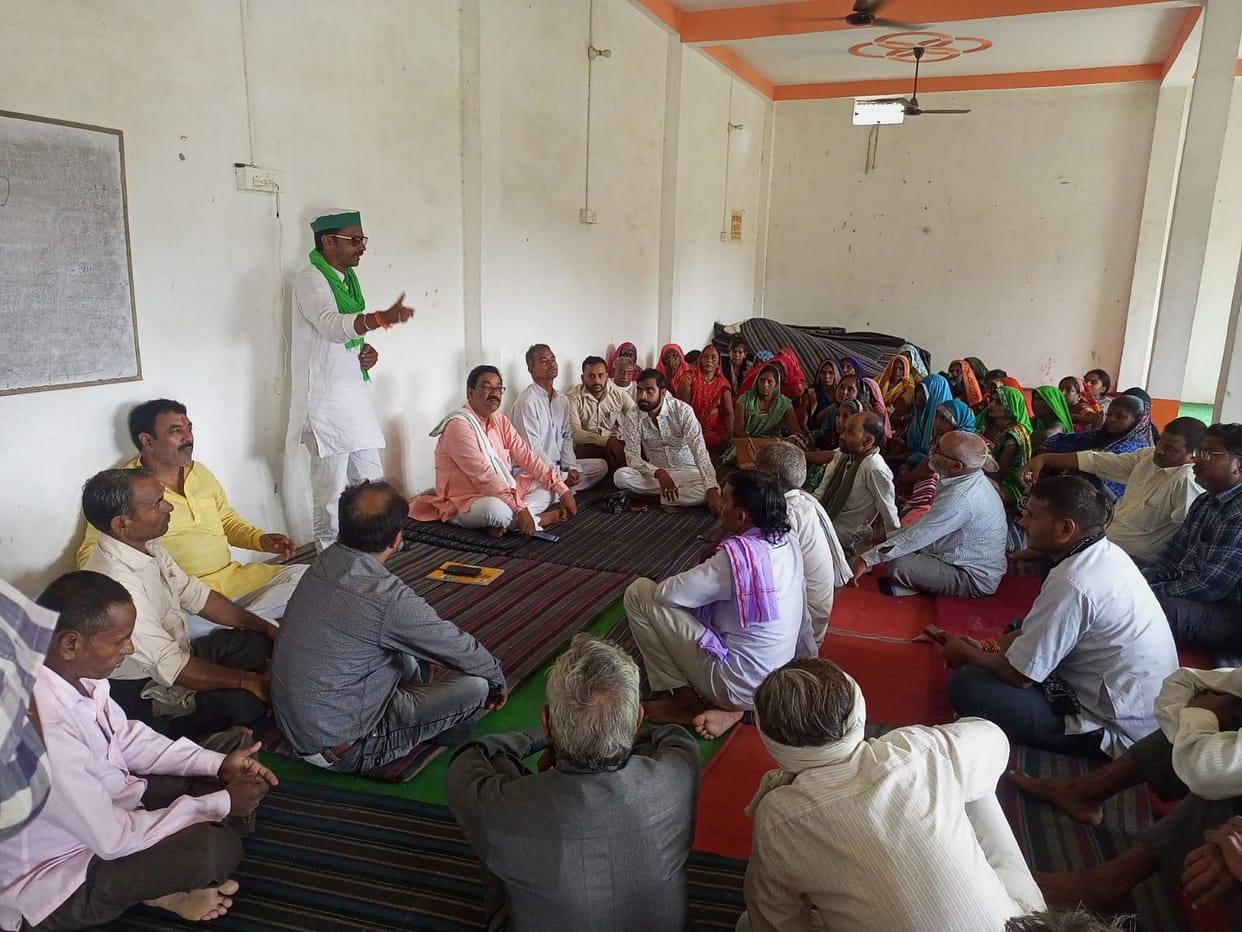 Farmers held a meeting regarding the preparation of the rally