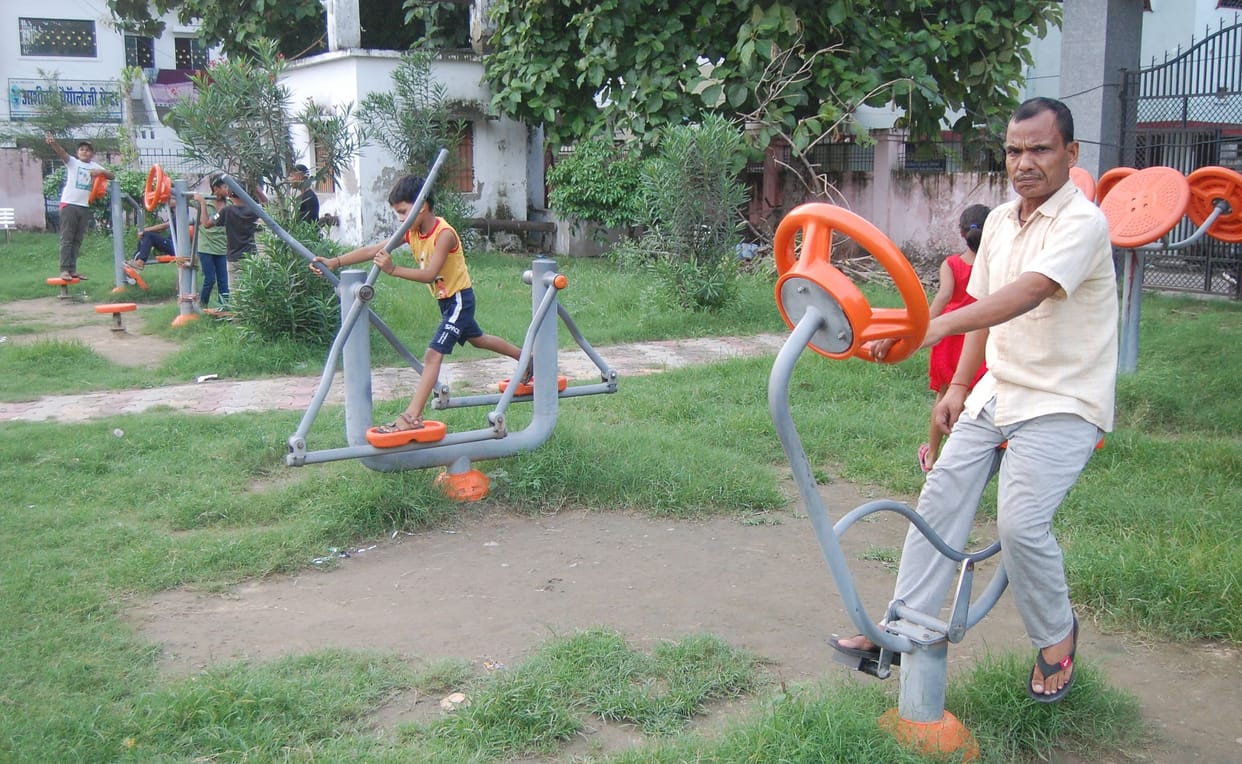 The health of the city's open gym deteriorated, the parts disintegrated in two years