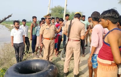 Drowning death of a farmer who was returning after leaving his wife and daughter with his sister due to floods