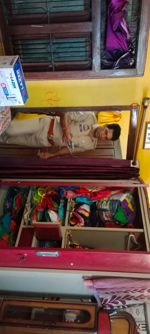 Theft of lakhs by breaking the lock of the house in Farenda town