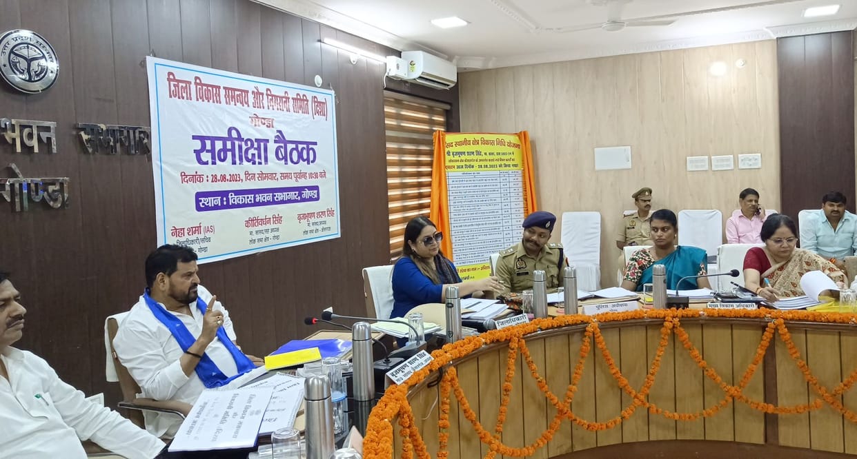 The issue of the plight of roads shadowed in the meeting