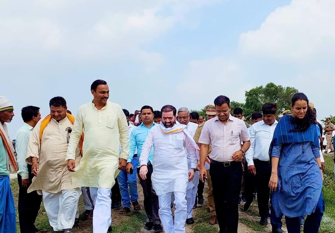 prabhari mantri inspected dam