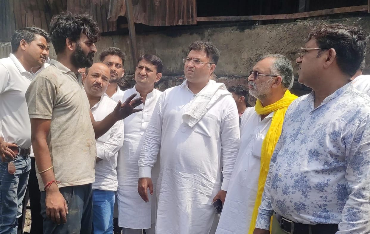 The relatives of Nafees handed over the remains found under the debris