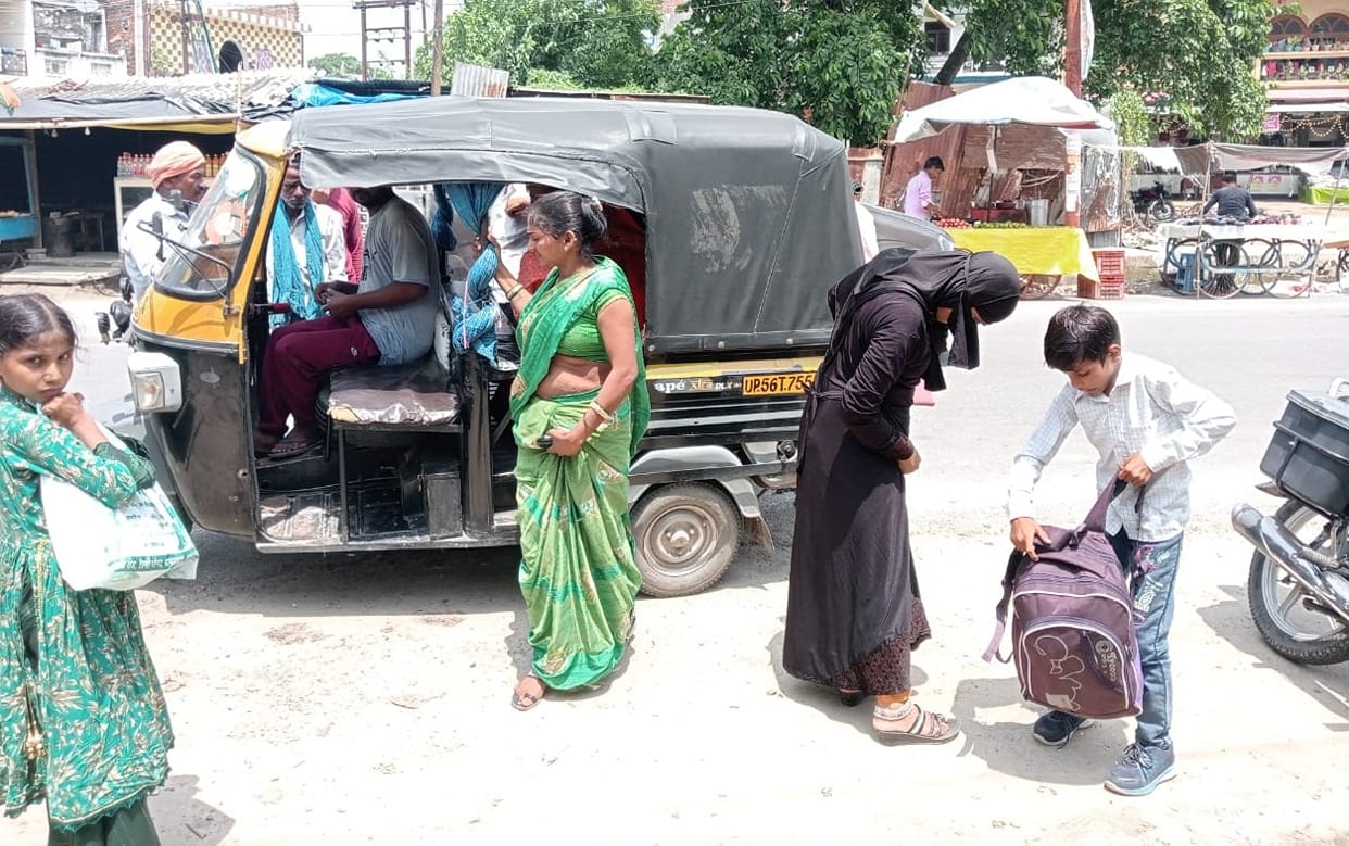 Private bus drivers are taking advantage of the bad roadways service ... Compulsion to travel by auto