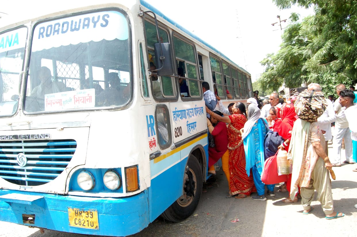 RTA Secretary delayed orders to private bus operators, sisters did not get free travel facility for four hours