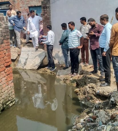 Inspection of the road dug for drainage of water