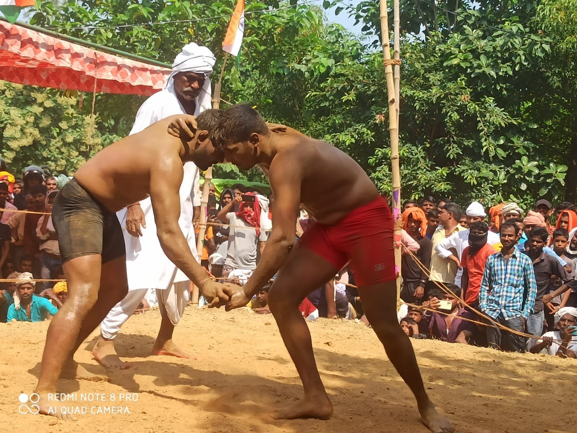 Wrestlers tried tricks in Dangal