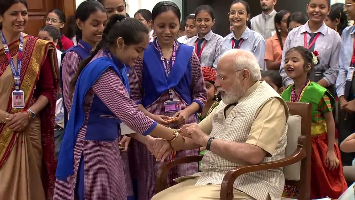Geeta Vidya Mandir students tied Rakhi to PM