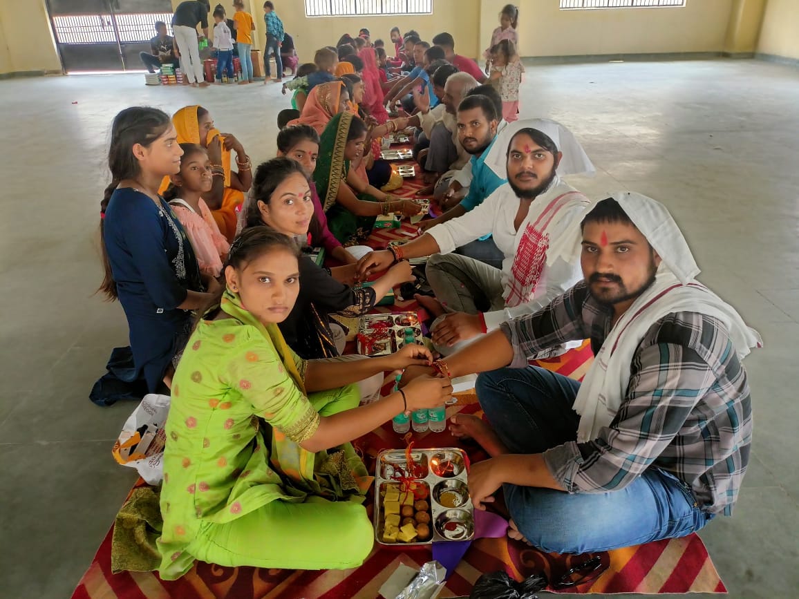 By tying rakhi to brothers, sisters took the promise of protection