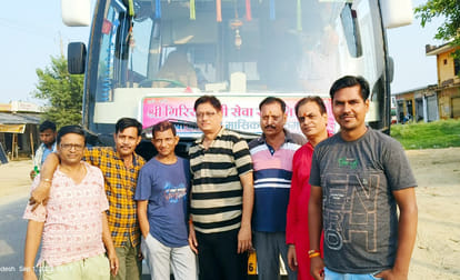 Group of devotees left for Govardhan