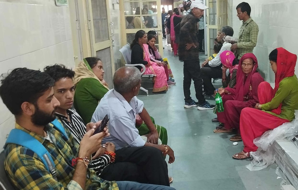 Claims of treatment in Pithoragarh-Champawat are crude, bones are hurting, children are crying.