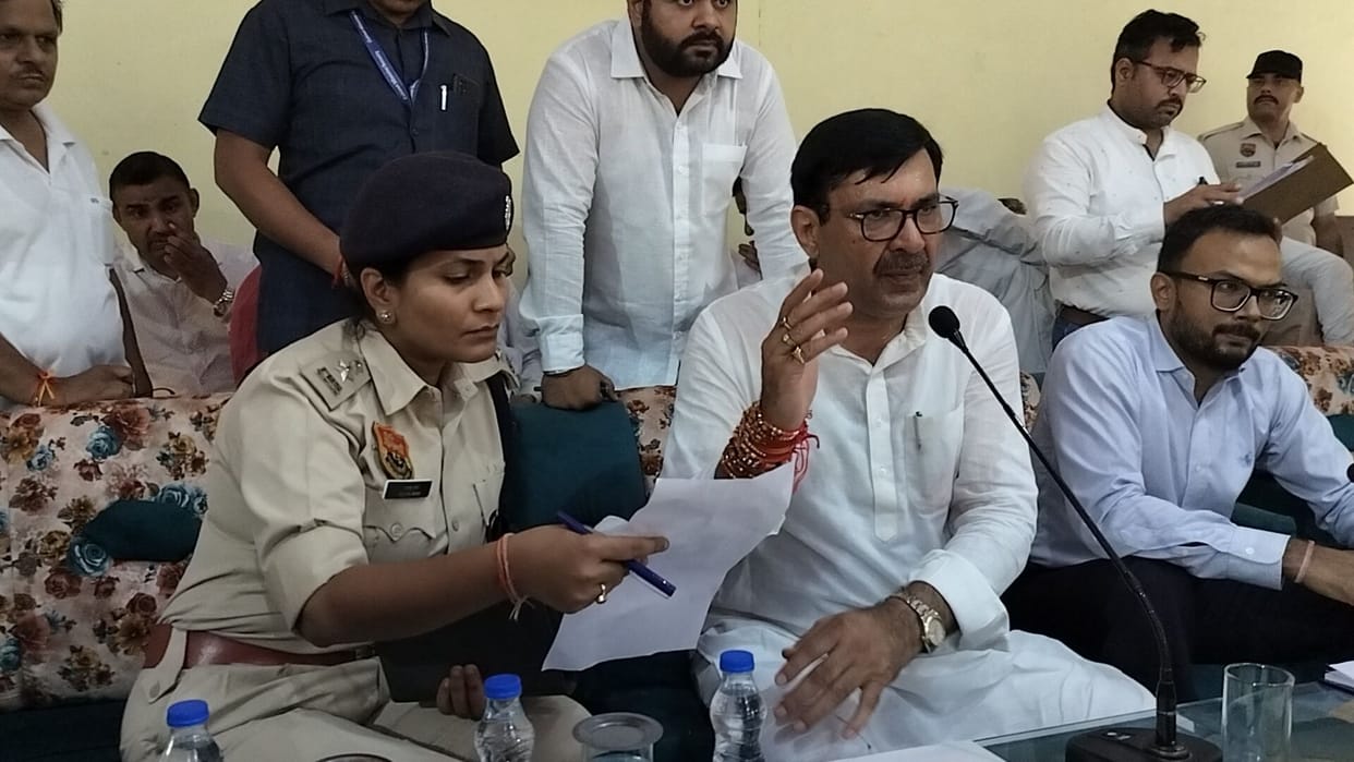 cabinet minister reprimanded adc and jakhal municipality secretary